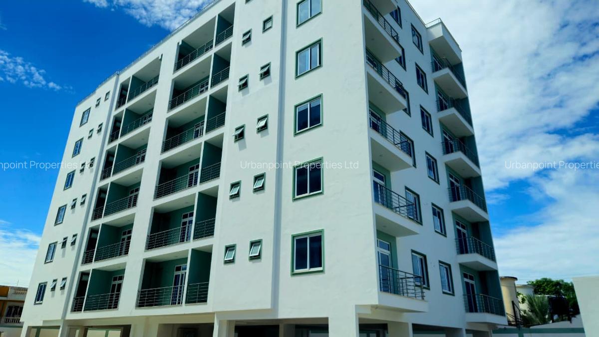 2 Bed Apartment with En Suite in Nyali Area - 1