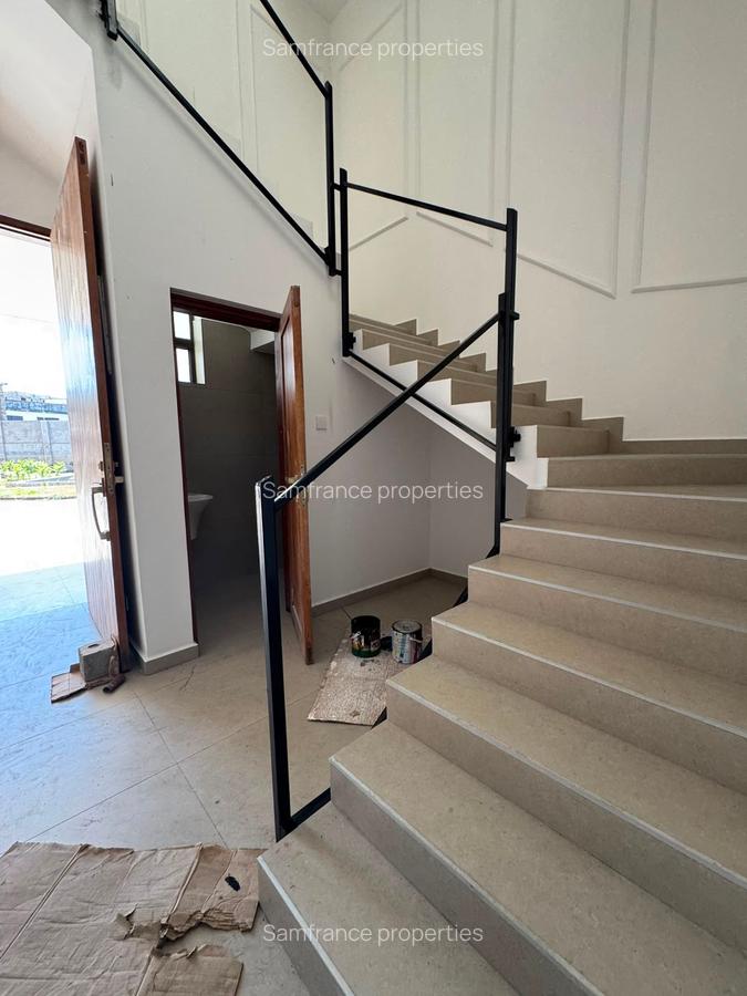 4 Bed Townhouse with En Suite at Lakers Road - 9
