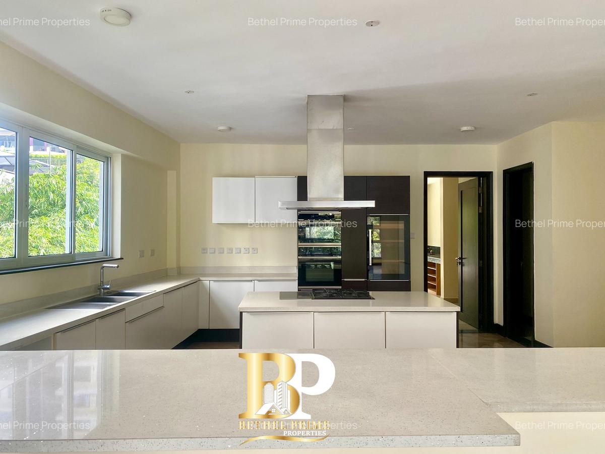 4 Bed Apartment with En Suite in General Mathenge - 13