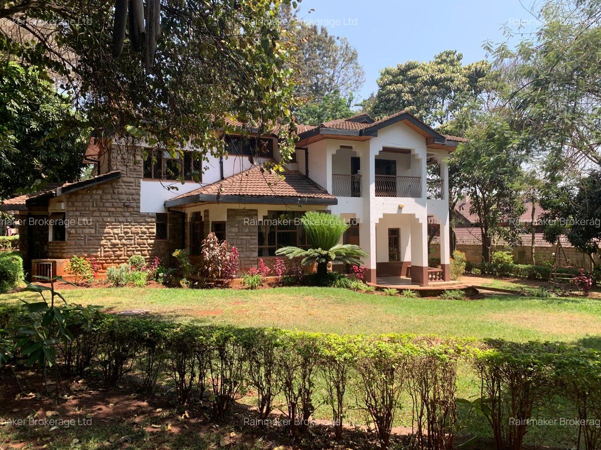 5 Bed Townhouse with En Suite in Runda - 1