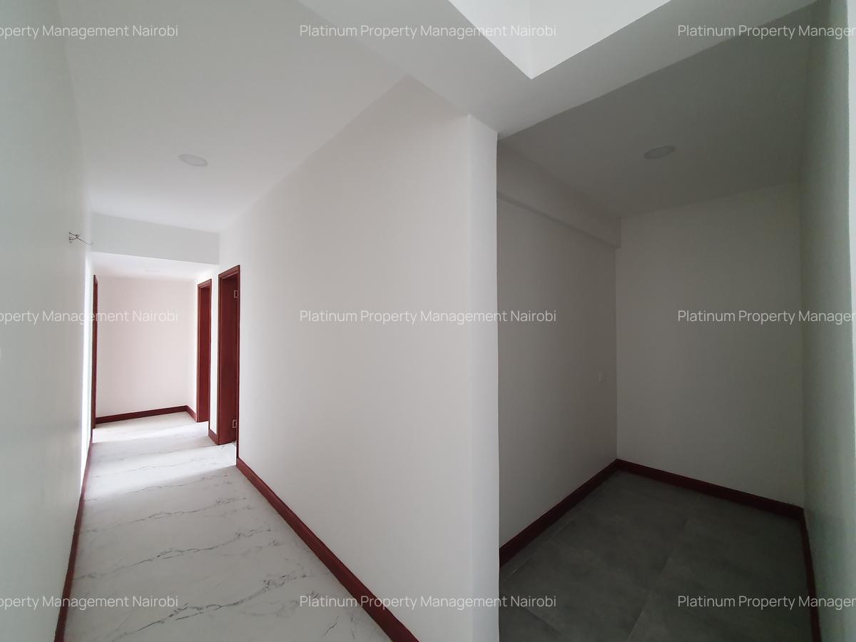 3 Bed Apartment with En Suite in Parklands - 6