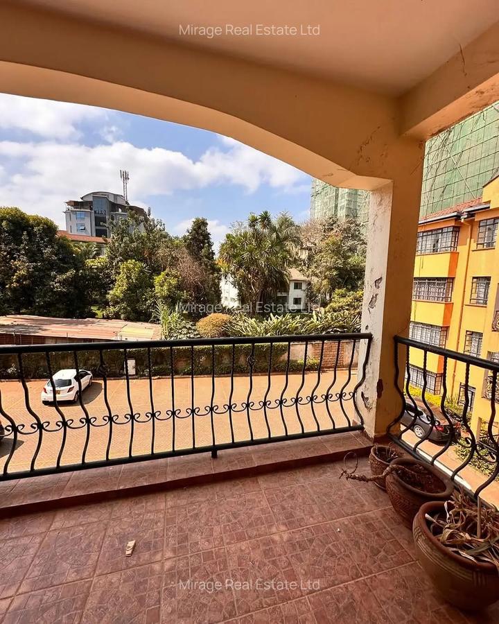 3 Bed Apartment with Swimming Pool in Rhapta Road - 11