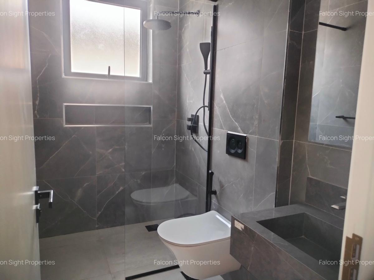 5 Bed Townhouse with Staff Quarters at Easy Access To Un Avenue And Few Minutes Drive To Rosyln Academy - 14