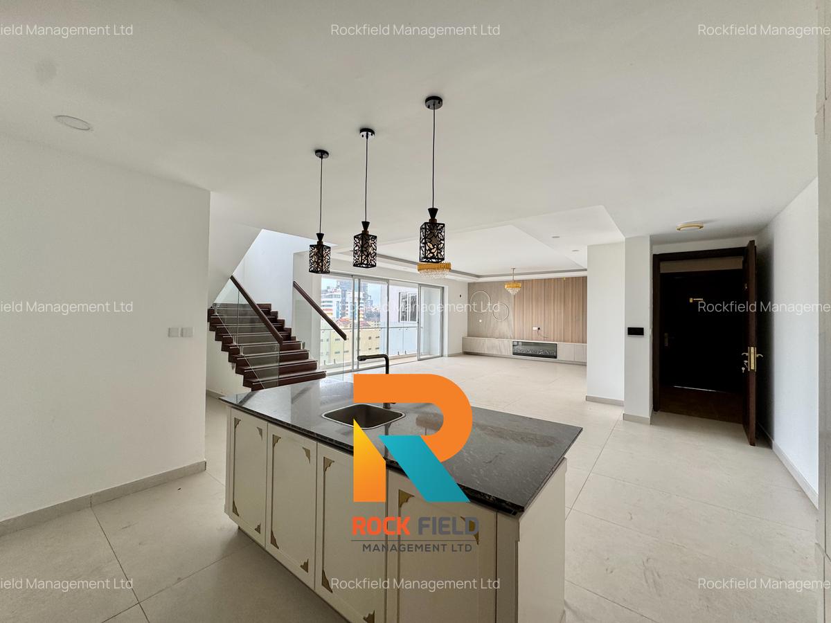 4 Bed Apartment with En Suite in General Mathenge - 6