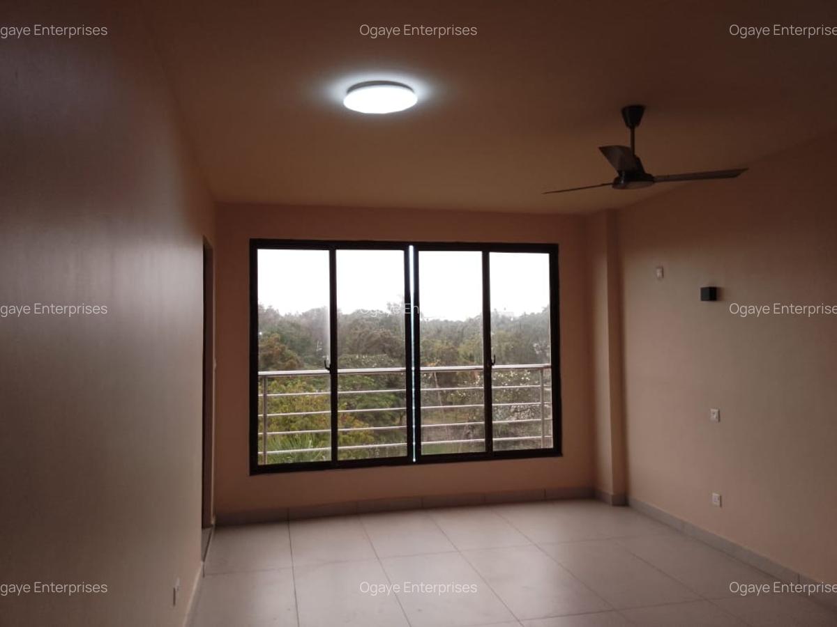 4 Bed Apartment with En Suite at Moyne Drive - 6