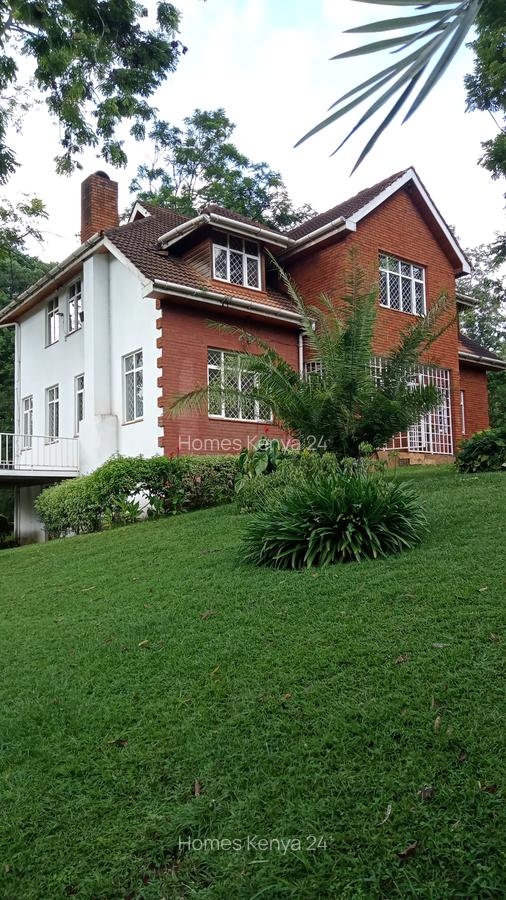 5 Bed House in Rosslyn - 6