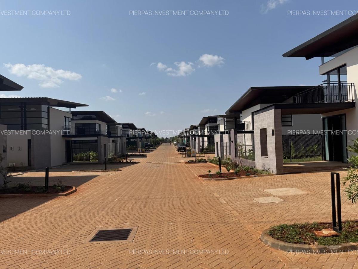 4 Bed Townhouse with En Suite in Kiambu Road - 10