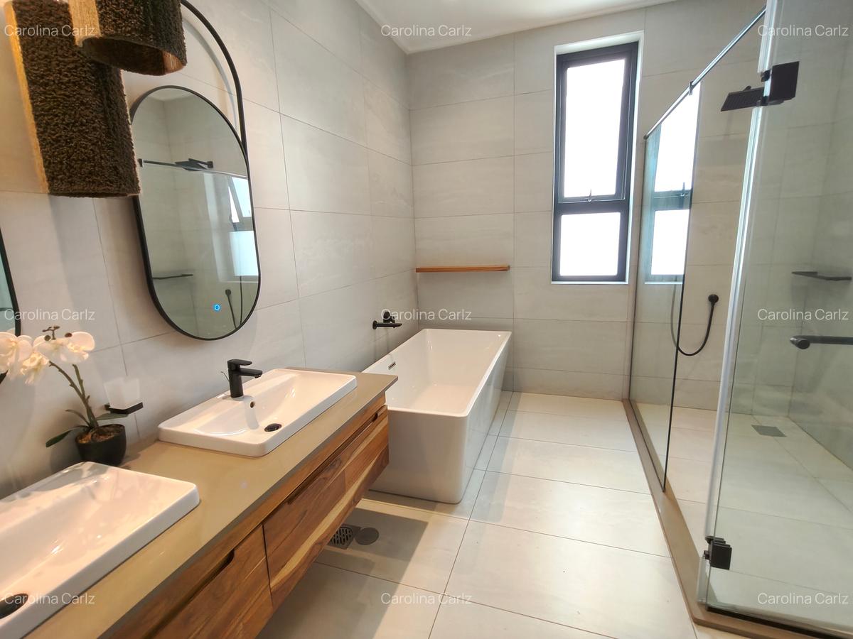 4 Bed Apartment with En Suite at Loresho - 18