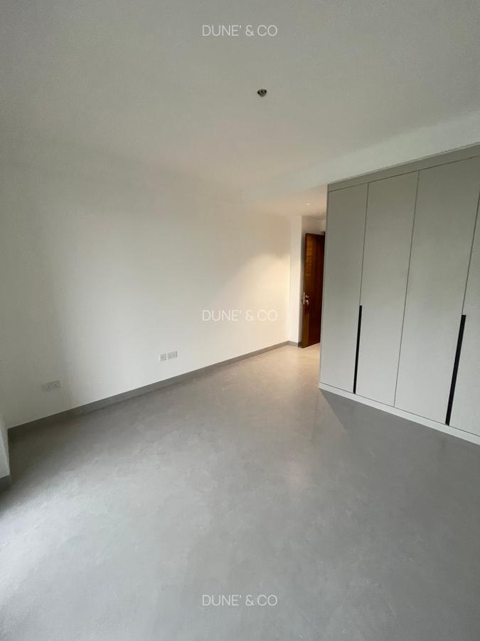 2 Bed Apartment with En Suite in Westlands Area - 11