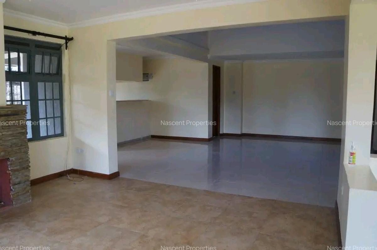 3 Bed House with En Suite in Nyari - 7