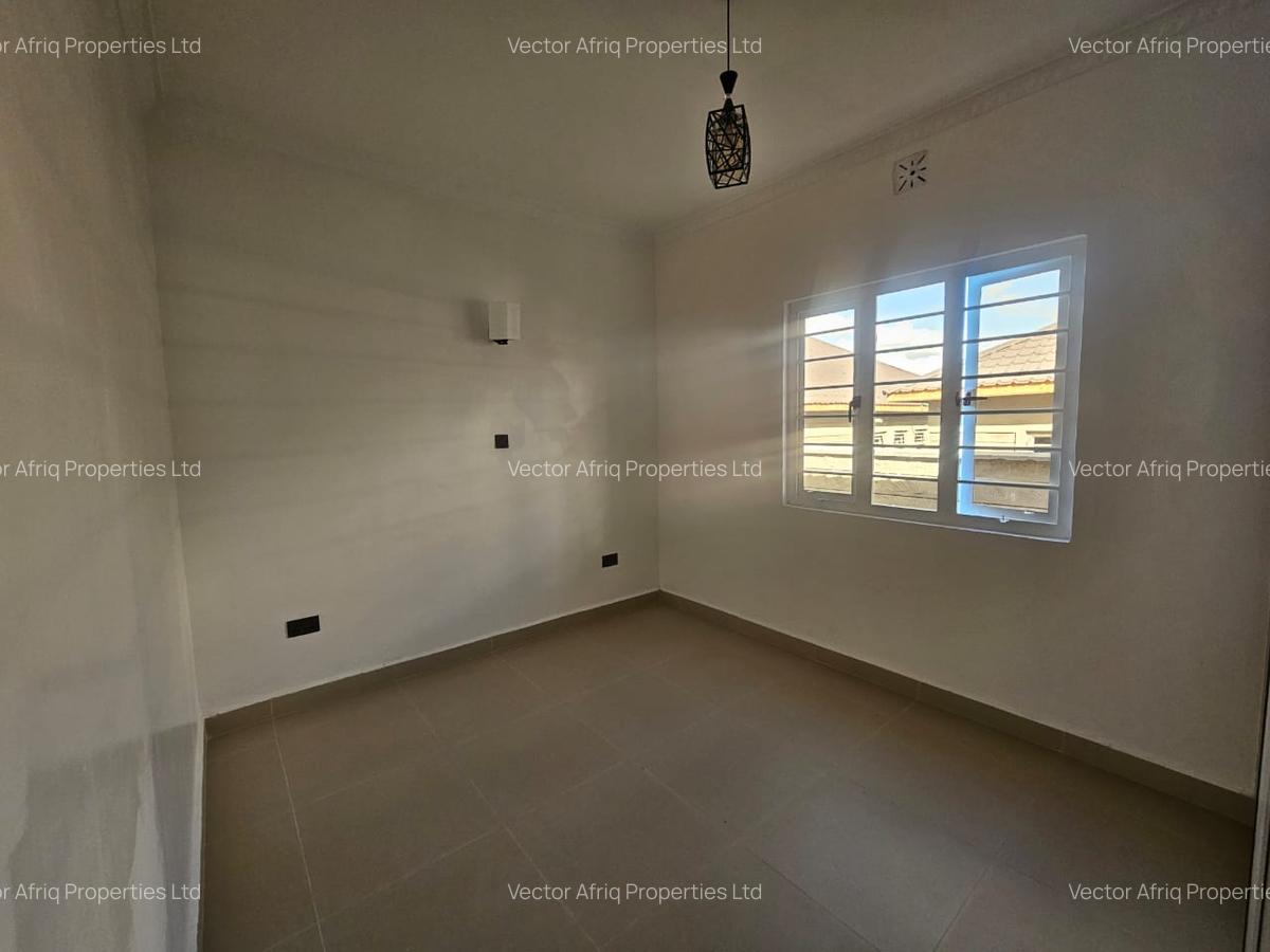 3 Bed House with En Suite in Kitengela - 6