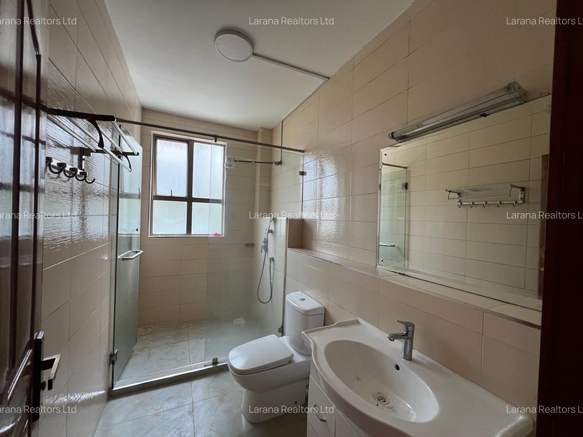 2 Bed Apartment with En Suite at Othaya Rd - 7