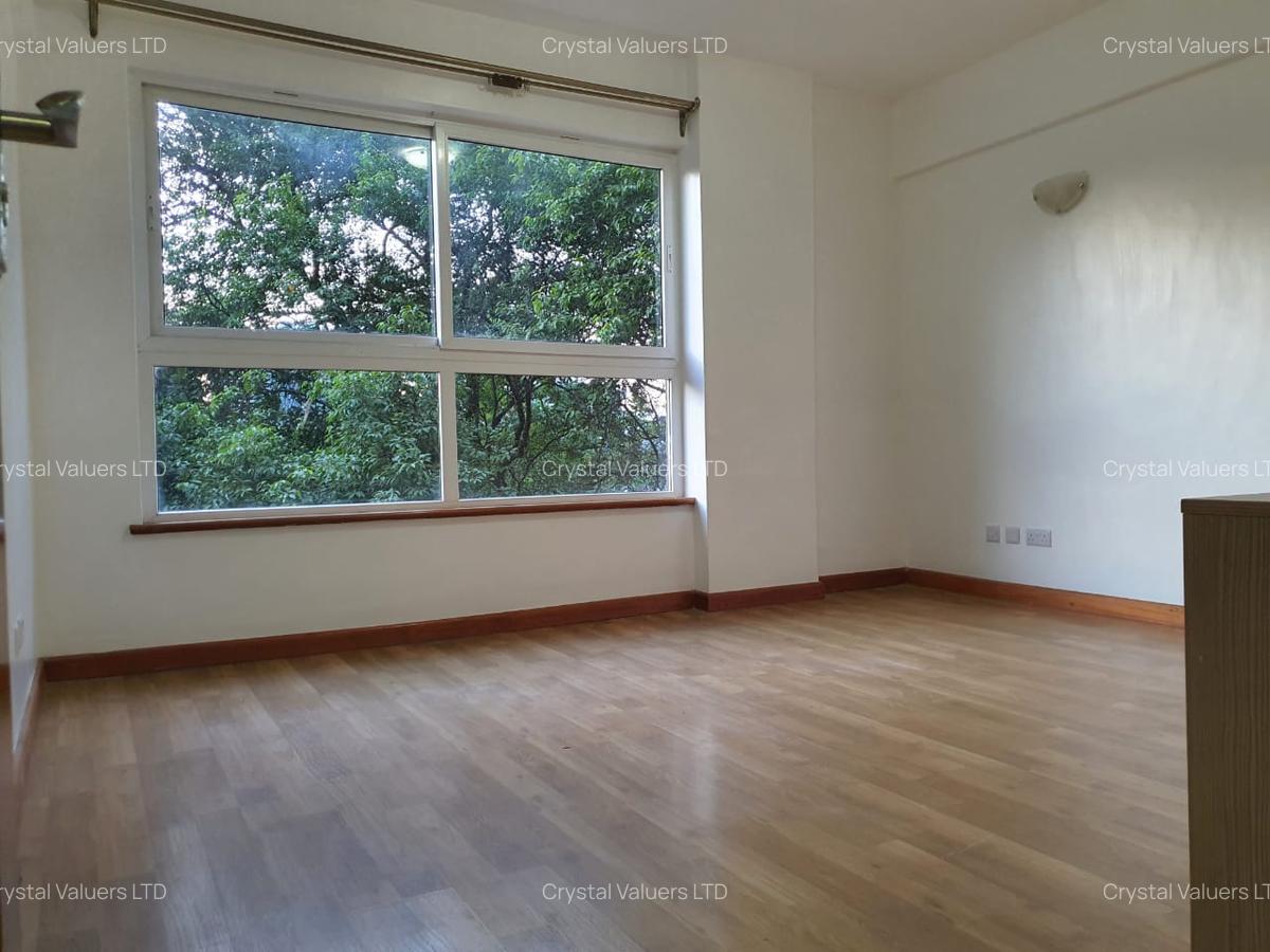4 Bed Apartment with En Suite in General Mathenge - 5