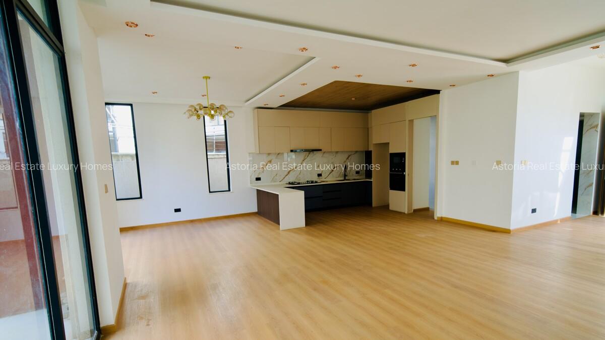 5 Bed Villa with En Suite at 2026-386 5 Bed - 6