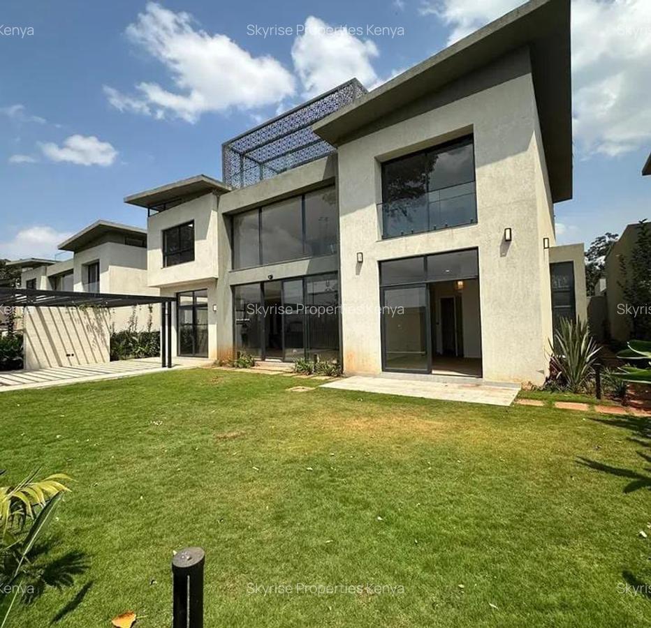5 Bed Townhouse with En Suite in Runda - 1