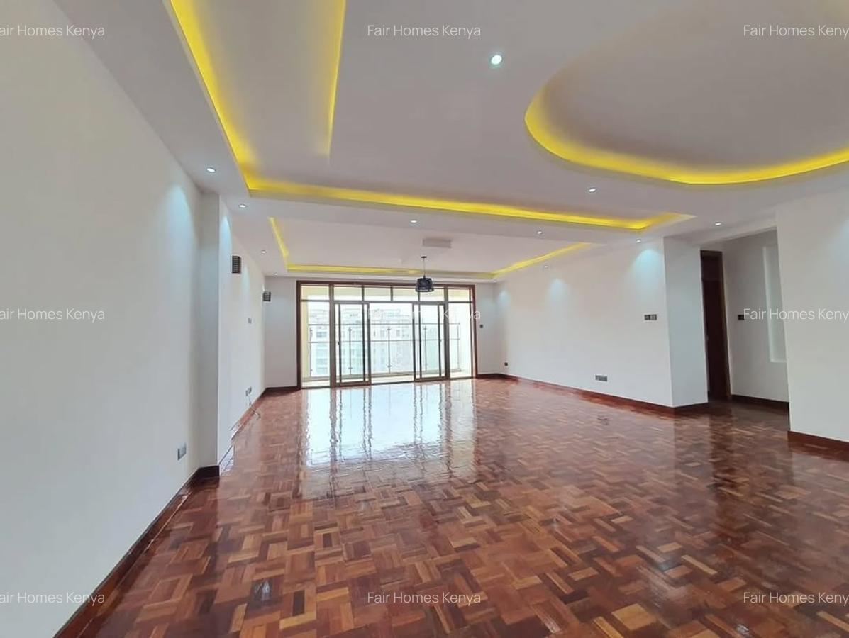3 Bed Apartment with En Suite at Othaya Road - 3