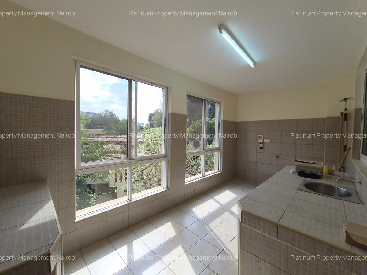 3 Bed Apartment with En Suite at Westlands - 10