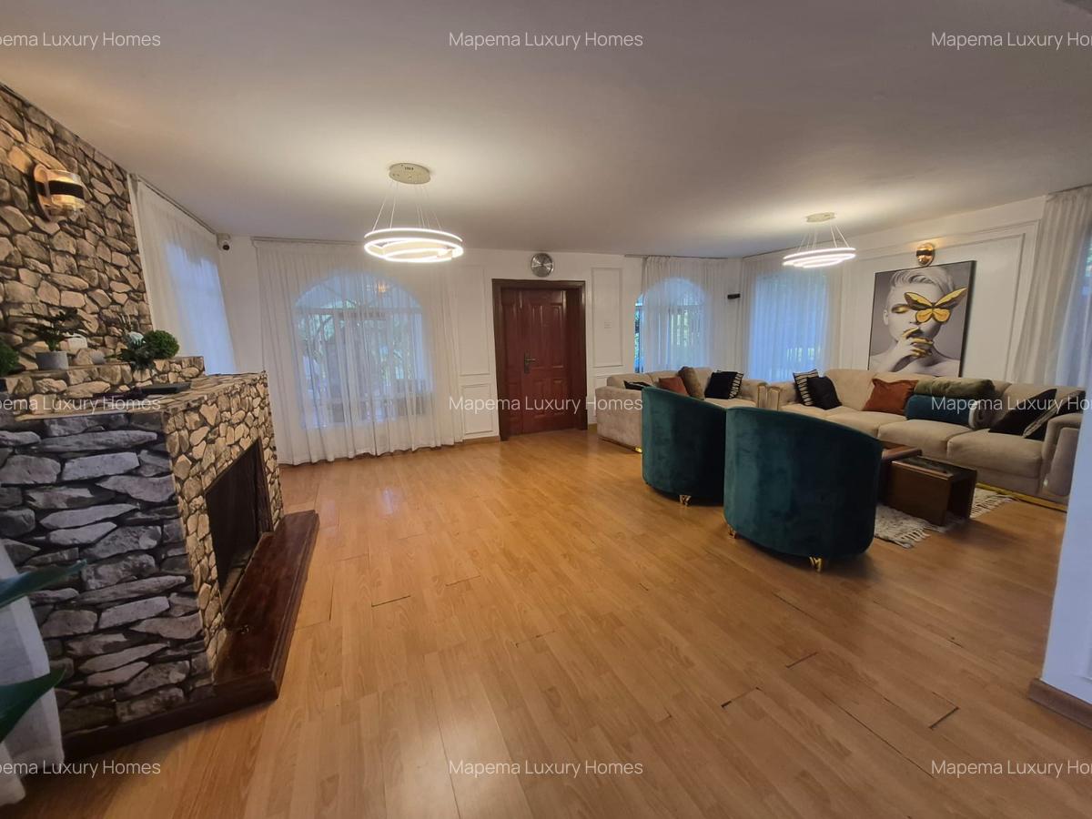 5 Bed House with En Suite at Hardy Area - 12