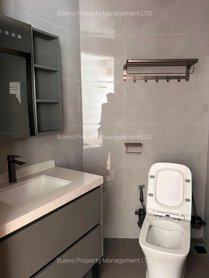 3 Bed Apartment with Gym in Kilimani - 11