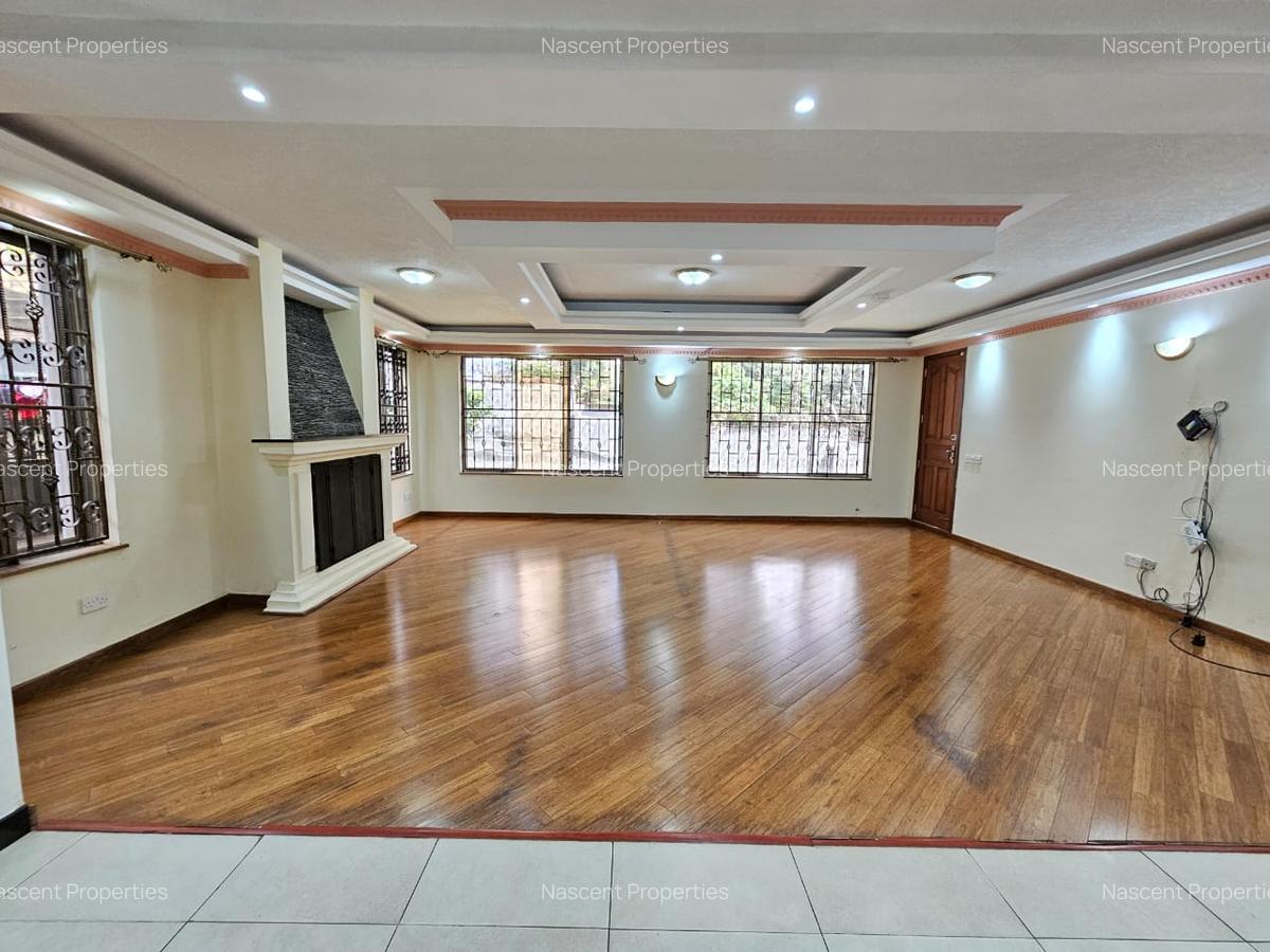 5 Bed Townhouse with En Suite in Westlands Area - 5