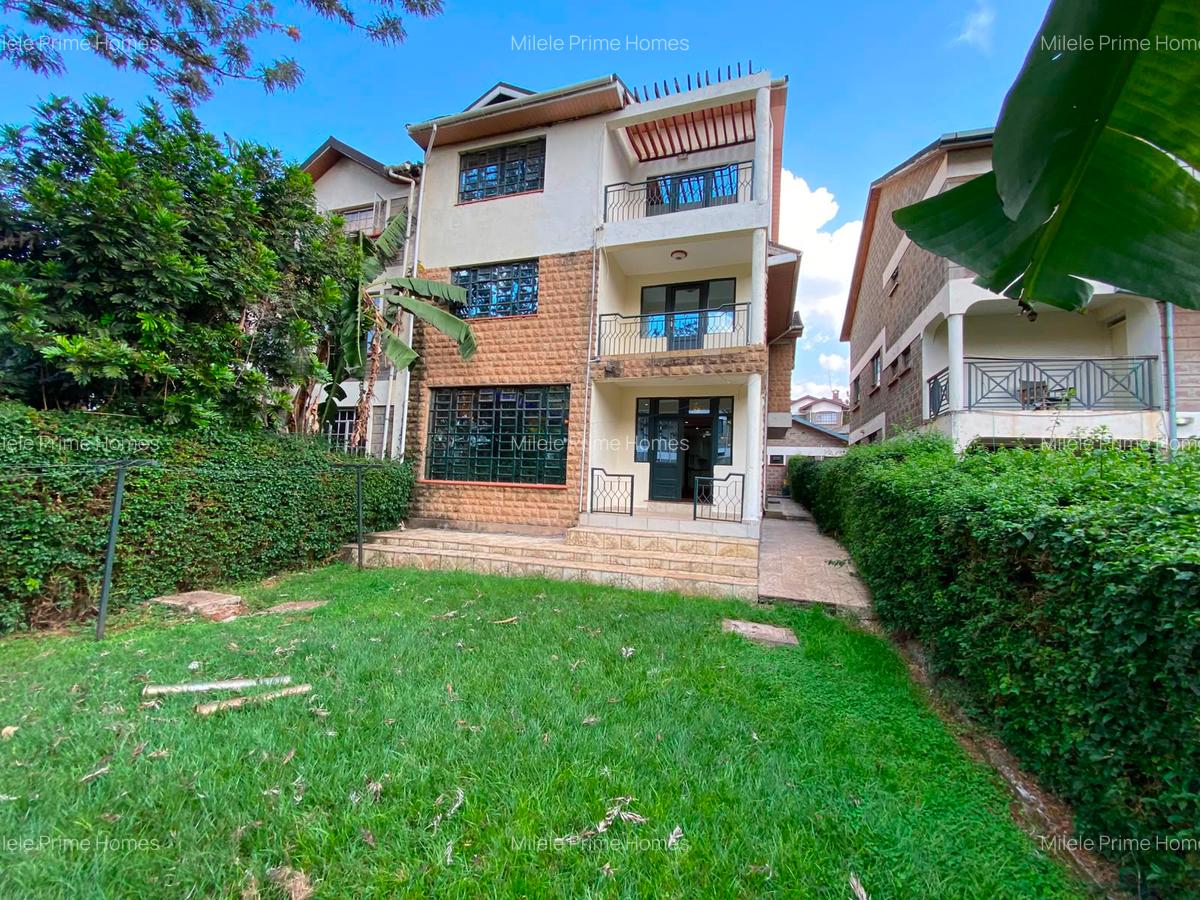 5 Bed Townhouse with En Suite at Muthaiga North - 1