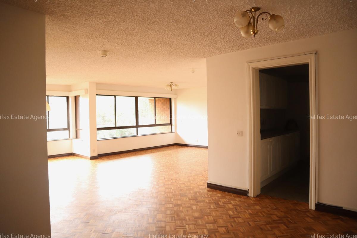 3 Bed Apartment with En Suite in Westlands Area - 2