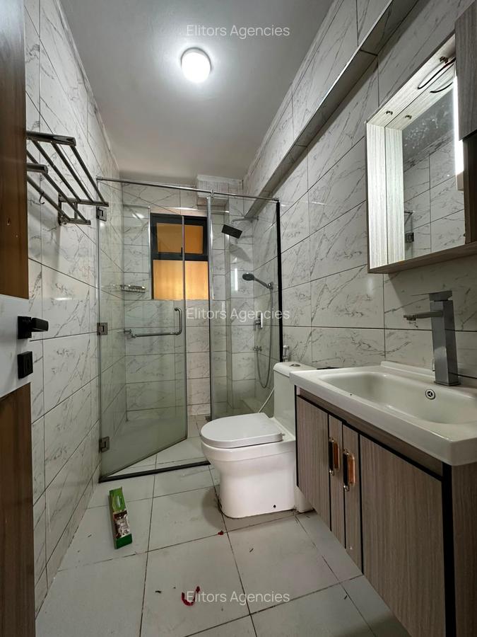 3 Bed Apartment with En Suite at 6Th Parklands Avenue - 18