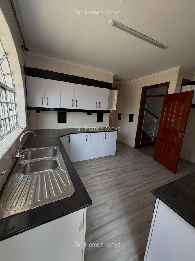 4 Bed Townhouse with En Suite at Amboseli Road - 5