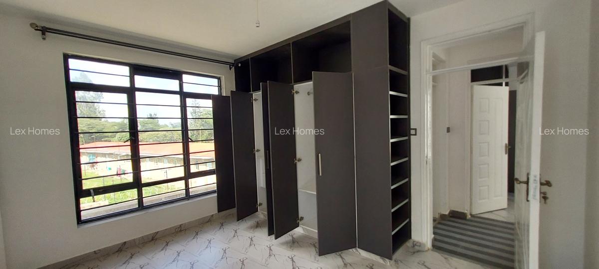 4 Bed House with En Suite at Rimpa Road - 9