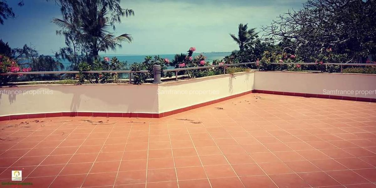 Serviced 3 Bed Apartment with En Suite at Kilua - 3
