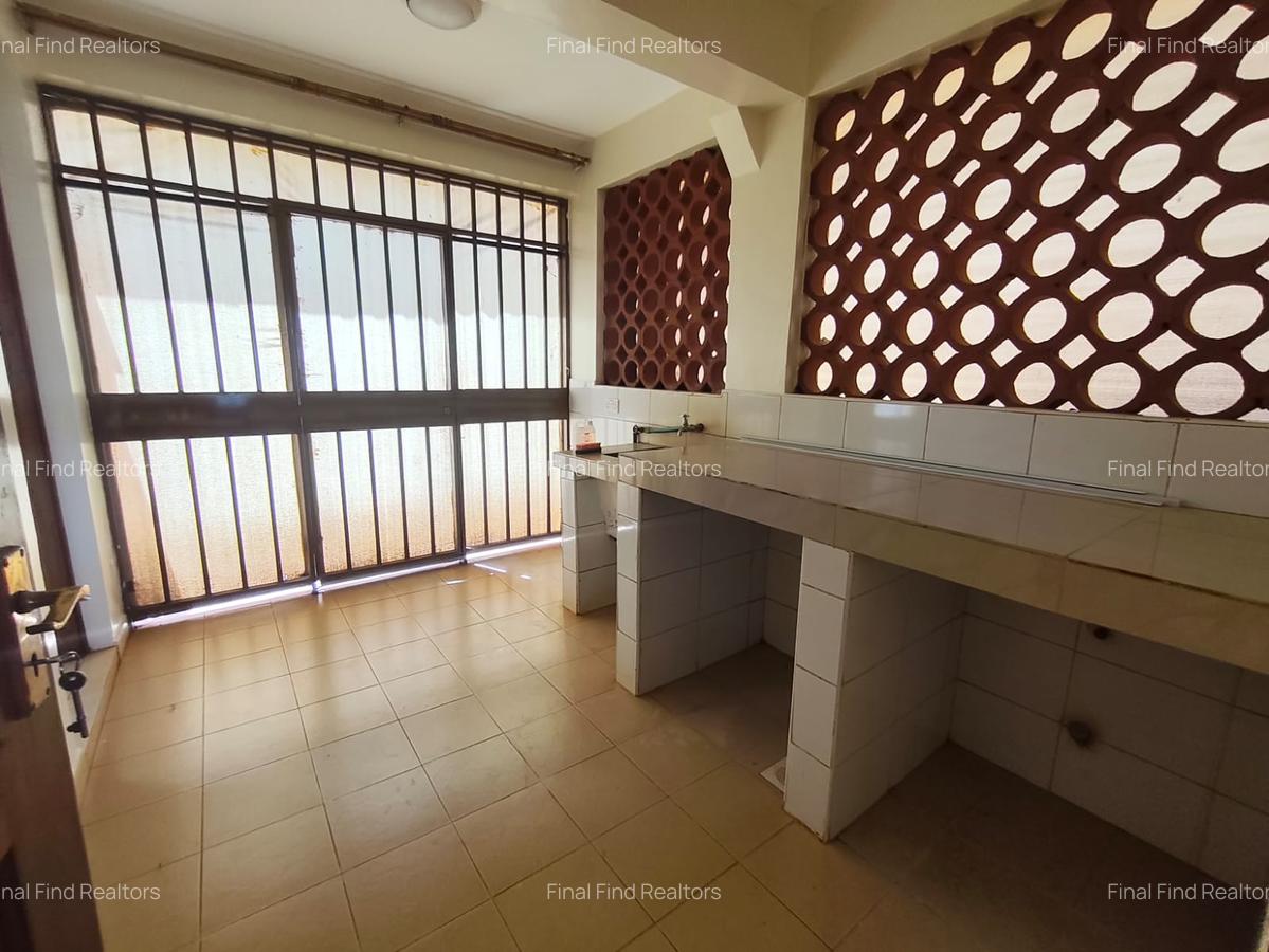 4 Bed Townhouse with En Suite in Runda - 9