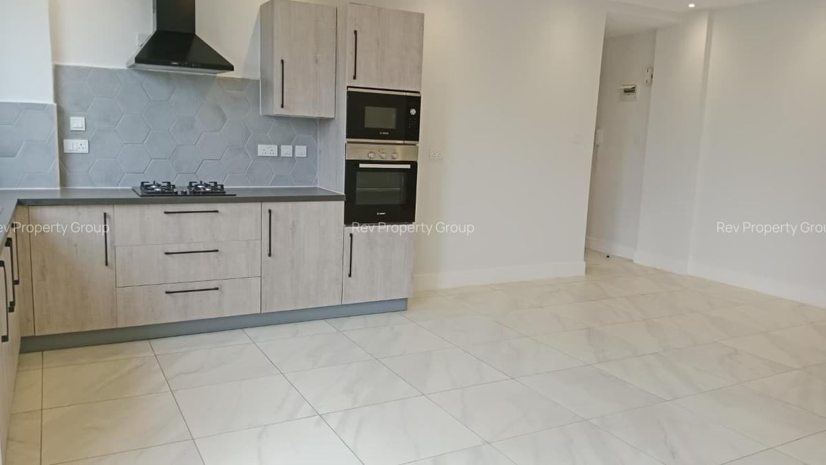 Serviced 1 Bed Apartment with En Suite in Westlands Area - 5