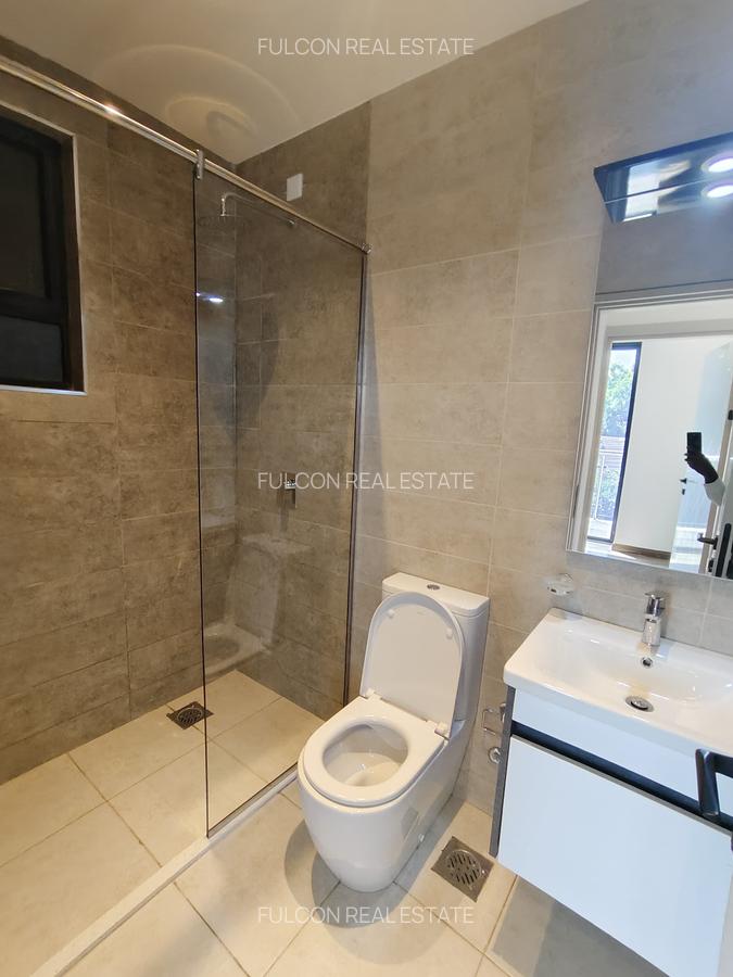 3 Bed Apartment with En Suite in Kilimani - 12