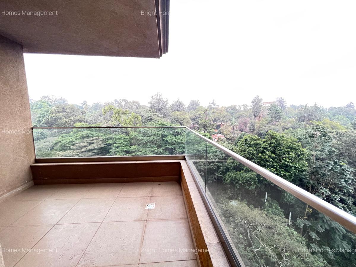 Furnished 3 Bed Apartment with En Suite in Parklands - 7