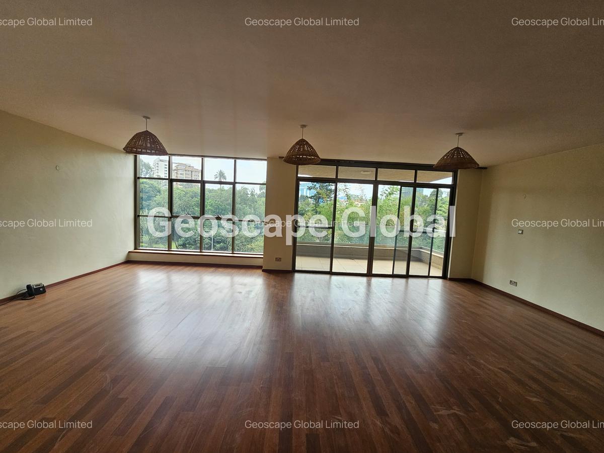 3 Bed Apartment with En Suite in General Mathenge - 13