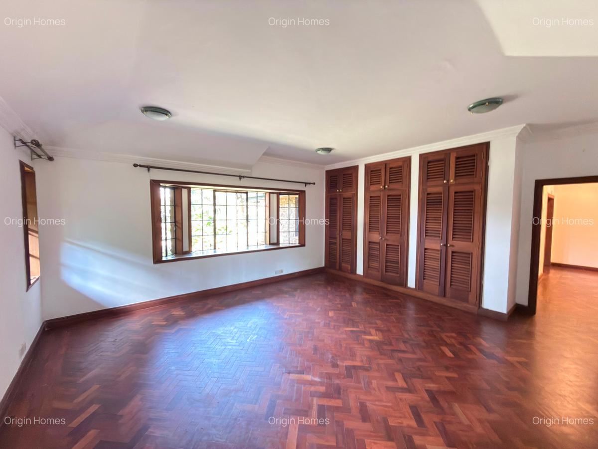 5 Bed House with En Suite at Runda - 8