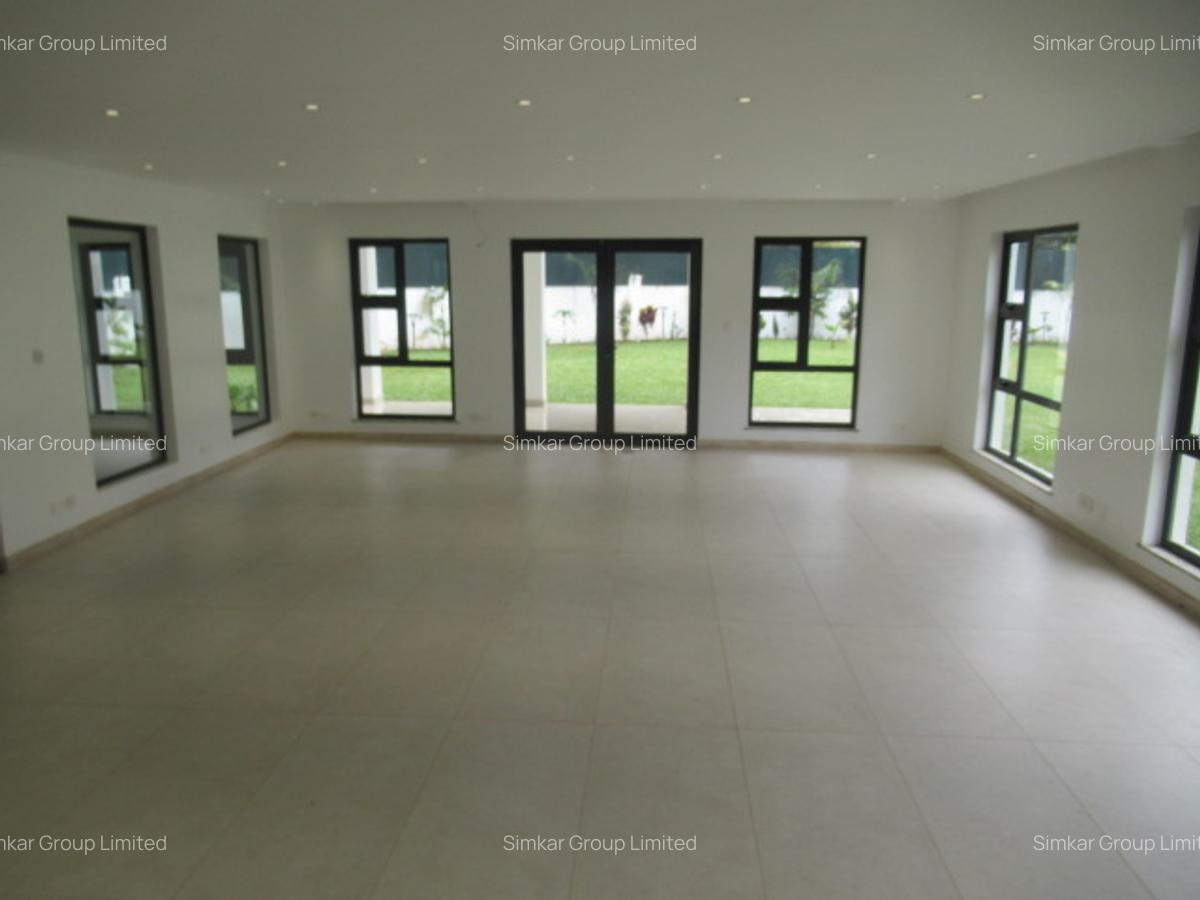 5 Bed House with En Suite at Runda - 4