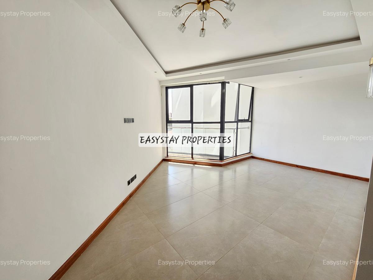 3 Bed Apartment with En Suite in Riverside - 7