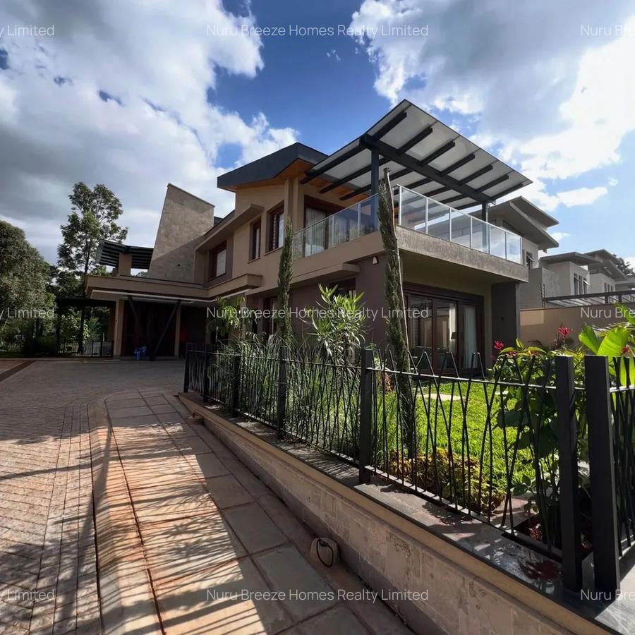 4 Bed Villa with En Suite in Runda - 1