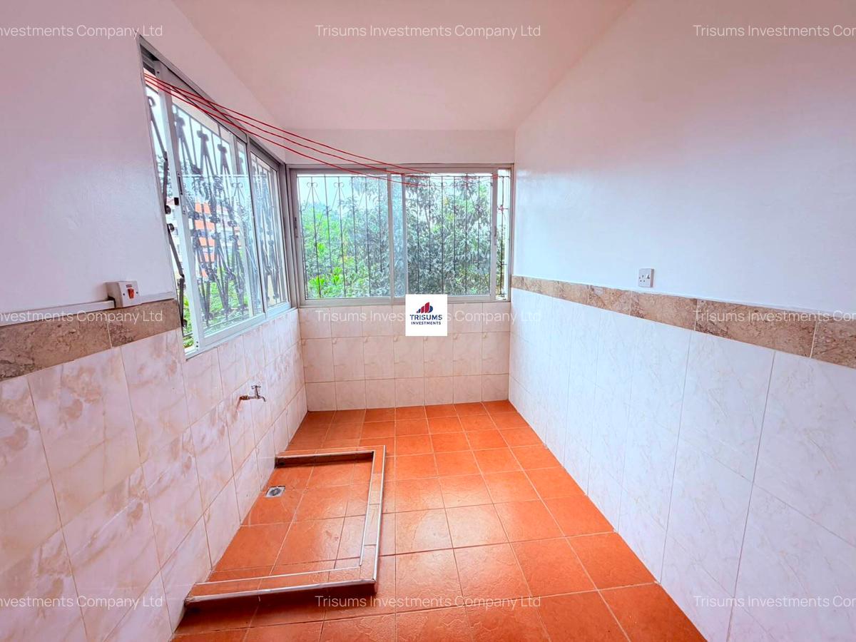 3 Bed Apartment with En Suite in Kileleshwa - 5