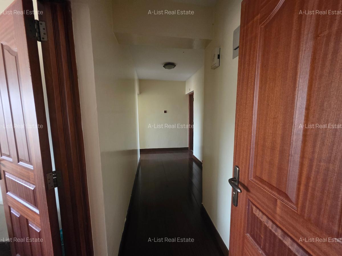 3 Bed Apartment with Lift at Brookside Drive - 8