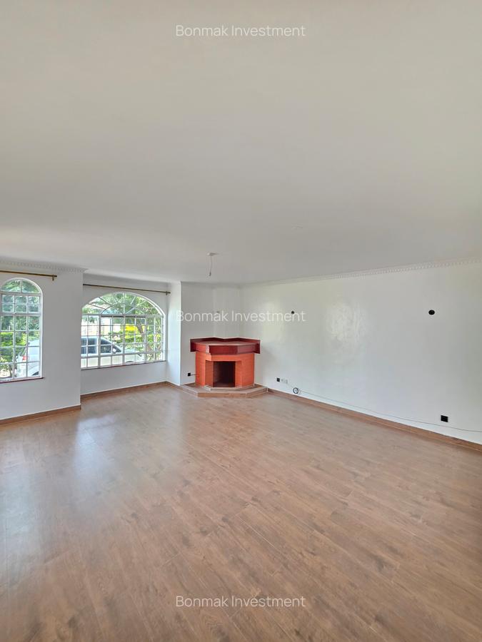 4 Bed Townhouse with En Suite at Lavington Green - 6