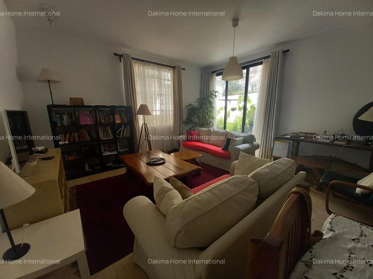 4 Bed Townhouse with En Suite in Spring Valley - 3