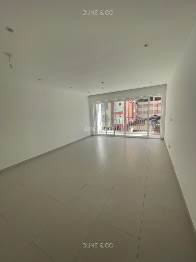 2 Bed Apartment with En Suite in Westlands Area - 3