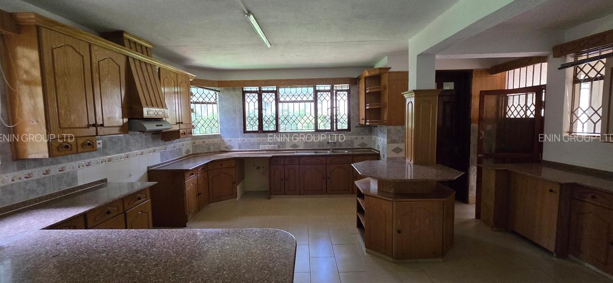 5 Bed House with En Suite at Runda - 7