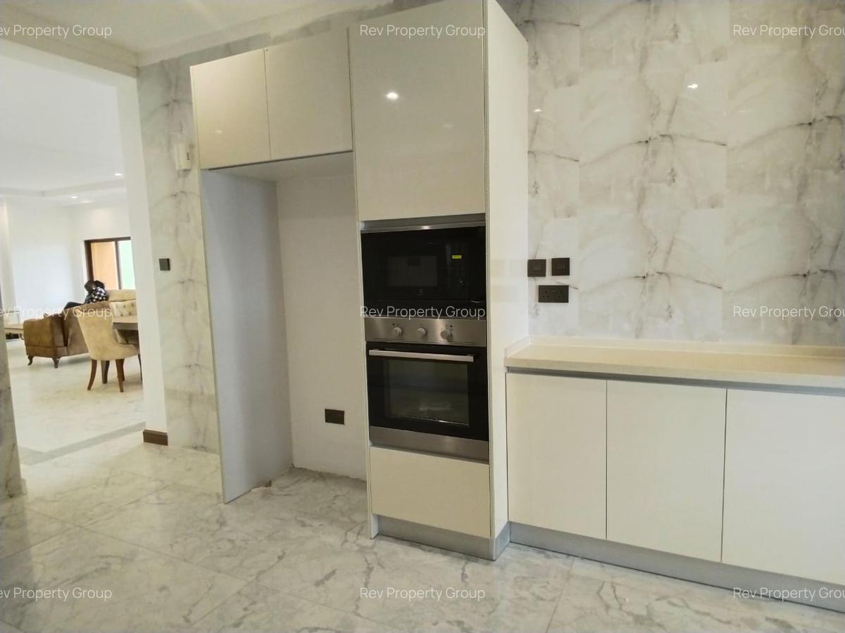 Furnished 3 Bed Apartment with En Suite in Kileleshwa - 8