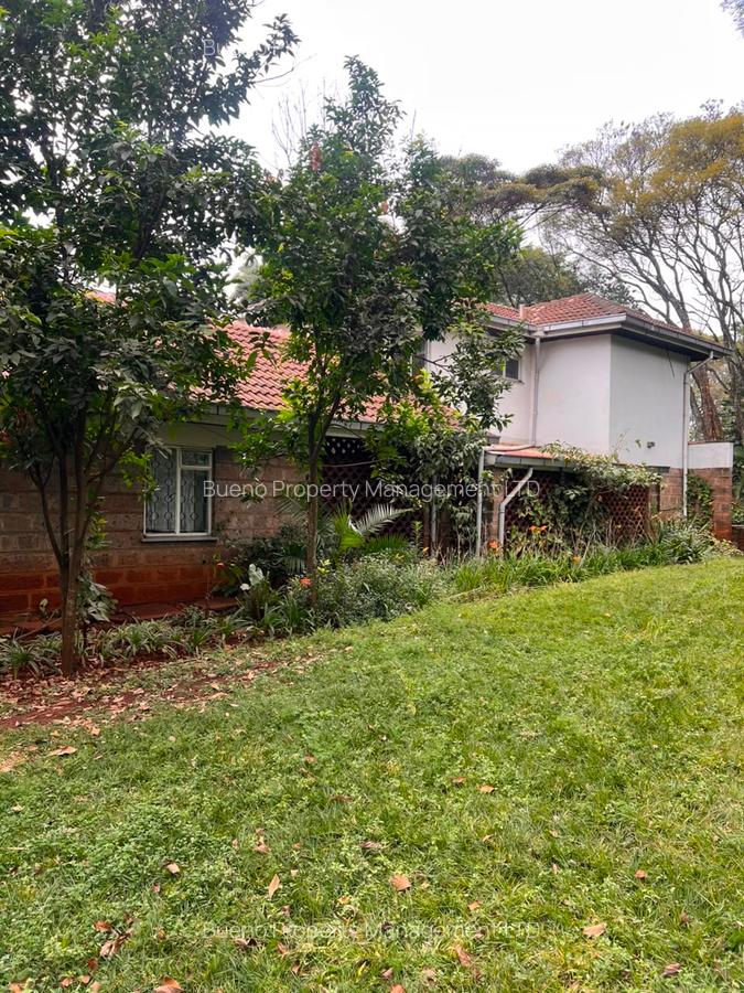 4 Bed Townhouse with Garden in Lavington - 10