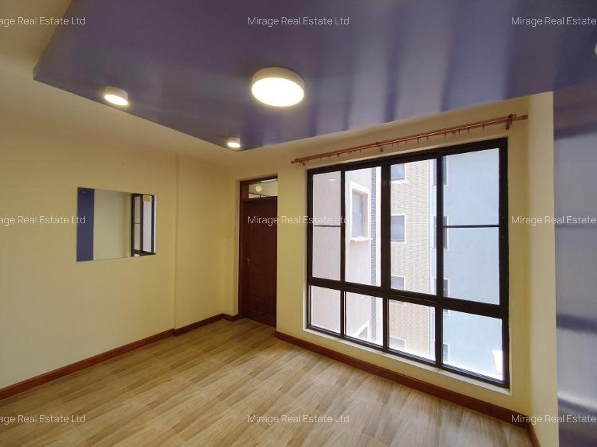 3 Bed Apartment with En Suite in Parklands - 8