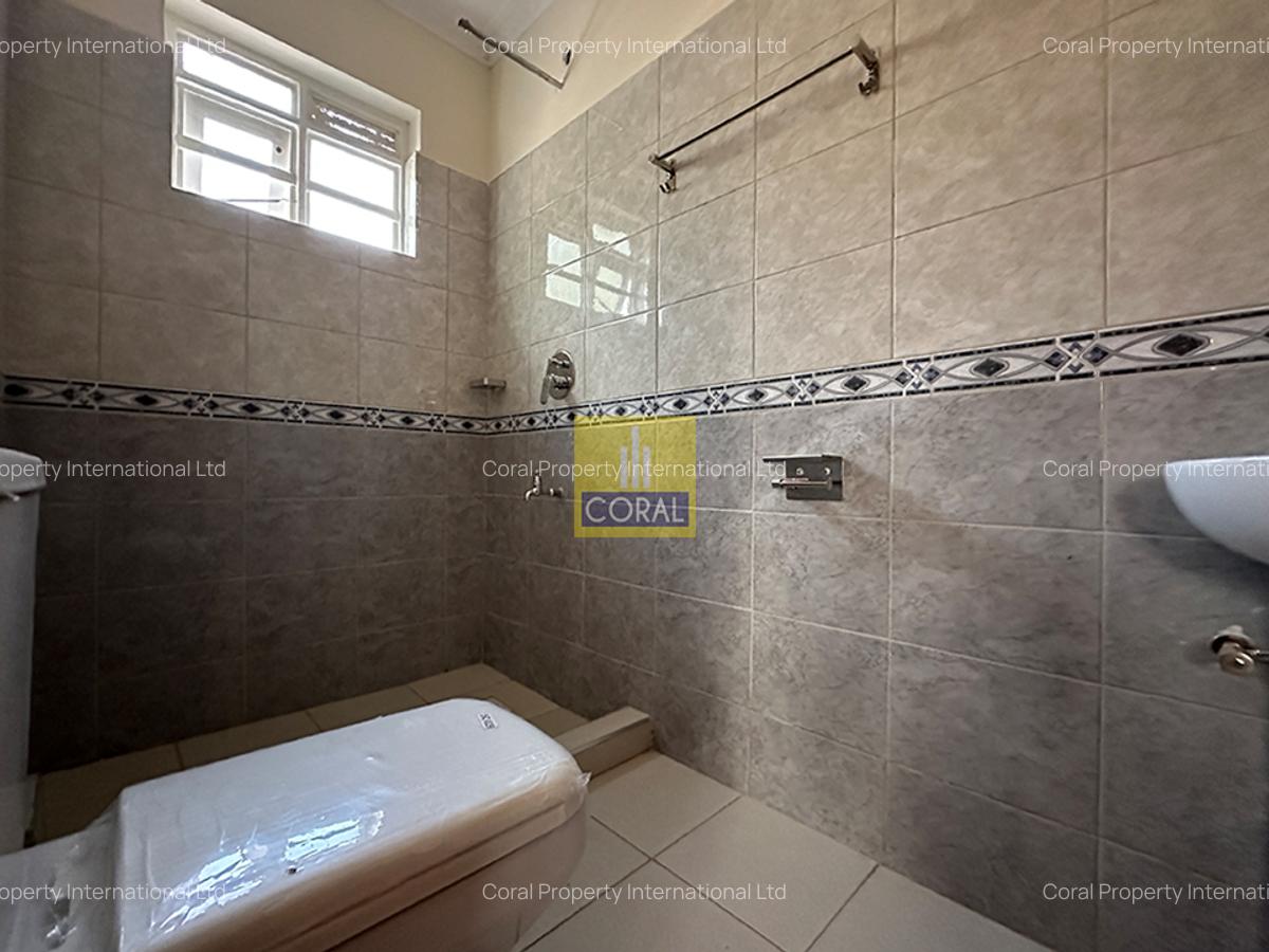 4 Bed House in Thika Road - 12