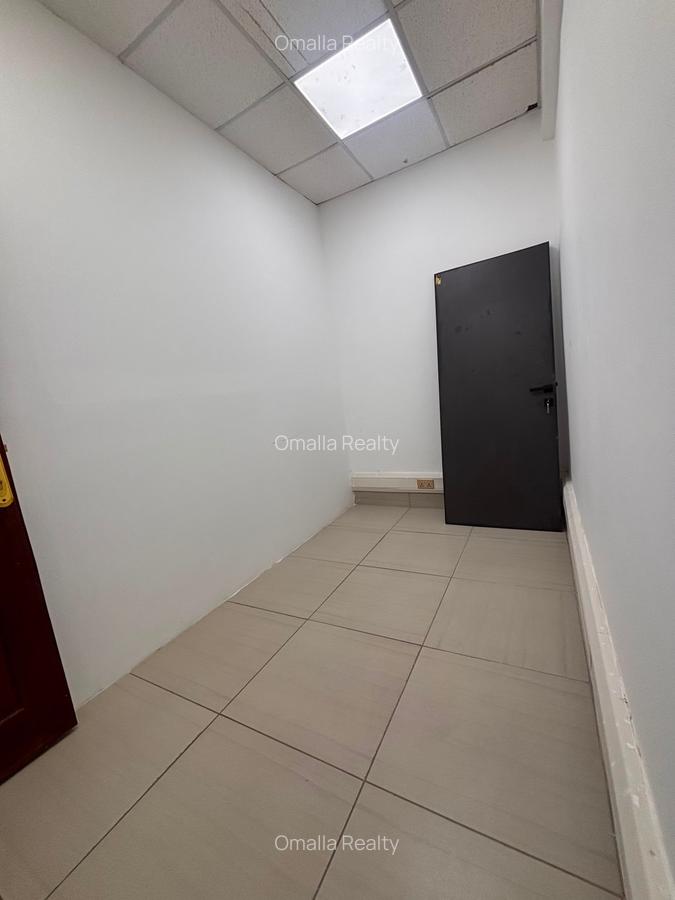 960 ft² Office with Service Charge Included in Westlands Area - 8